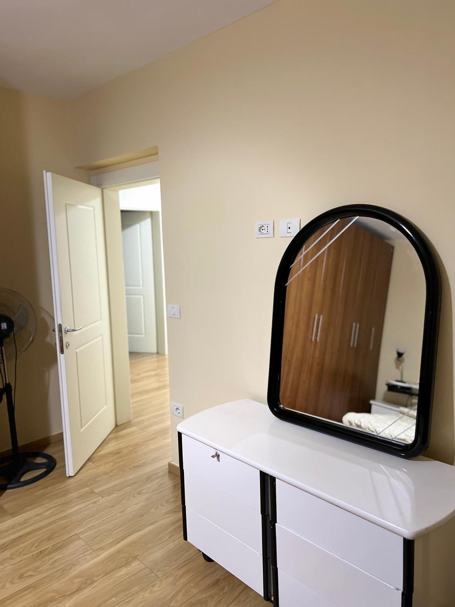 Skanderbeg Square Apartment Tiranë Eksteriør bilde